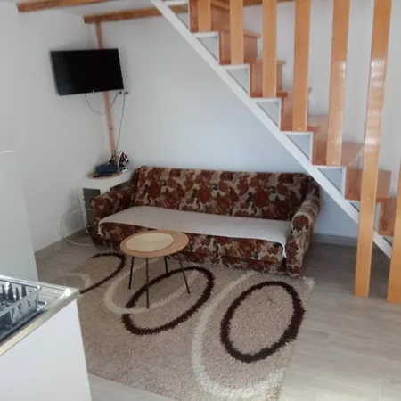 Cardak Na Padini Zlatibora Nyaraló