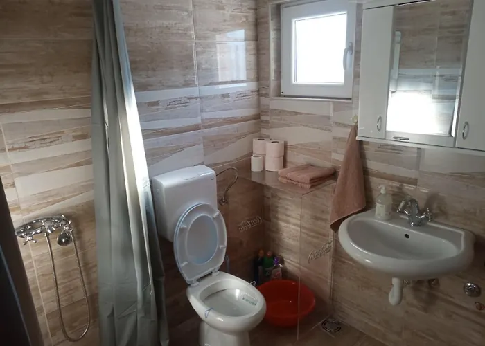 Cardak Na Padini Zlatibora *